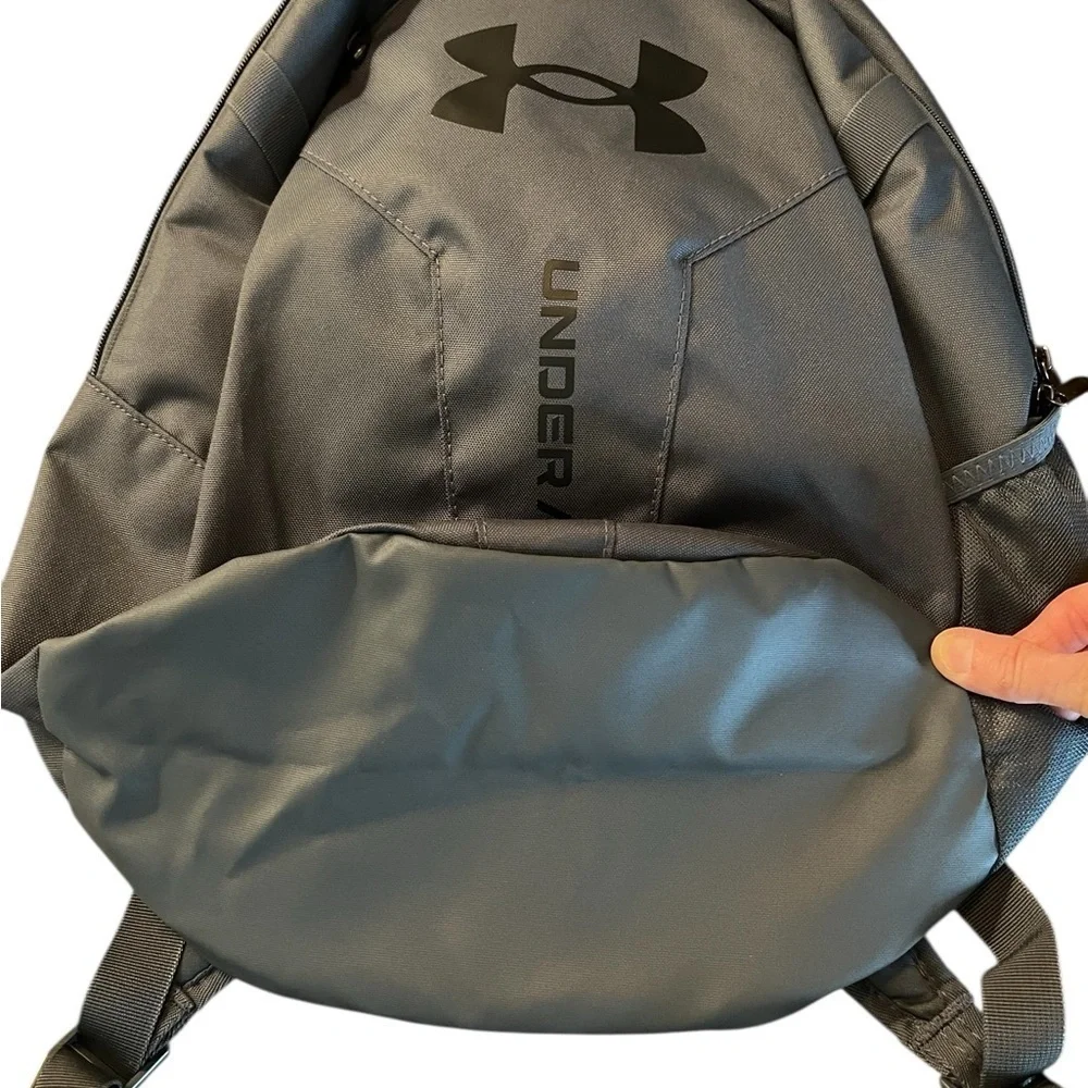 Under Armour Gray & Black Storm Hustle-Lite Backpack with Durable Design NWOT